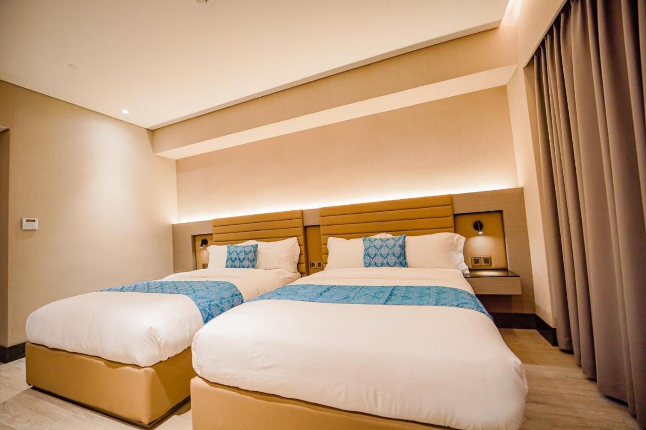 Bayprime Hotel Paranaque City Bagian luar foto