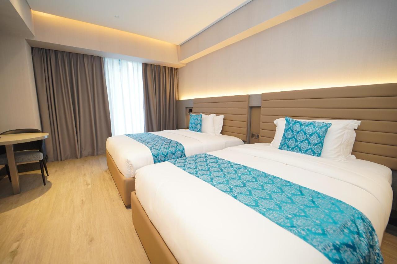 Bayprime Hotel Paranaque City Bagian luar foto