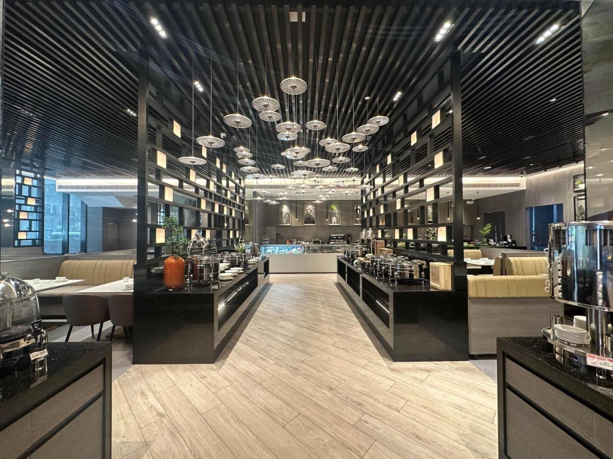 Bayprime Hotel Paranaque City Bagian luar foto