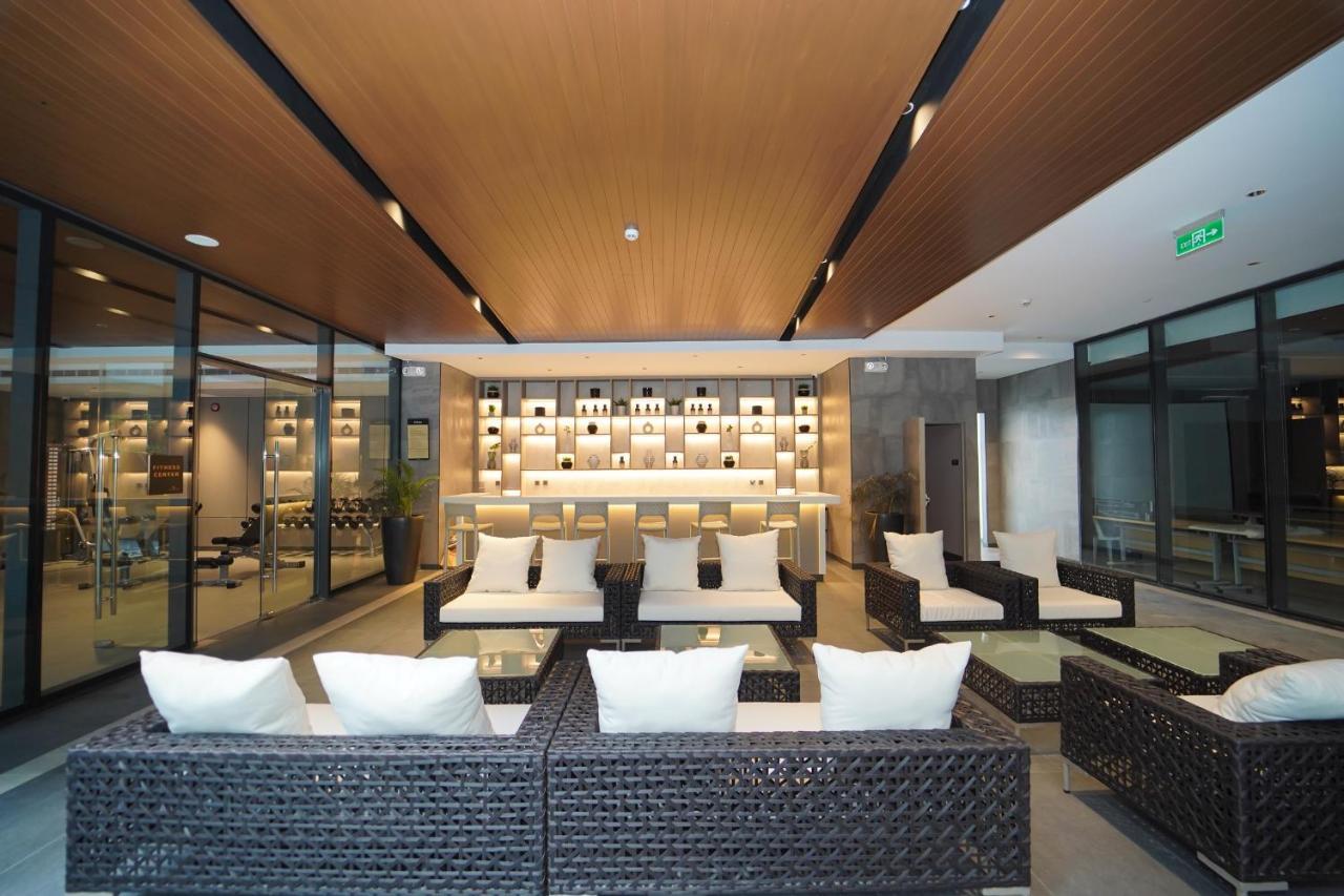 Bayprime Hotel Paranaque City Bagian luar foto