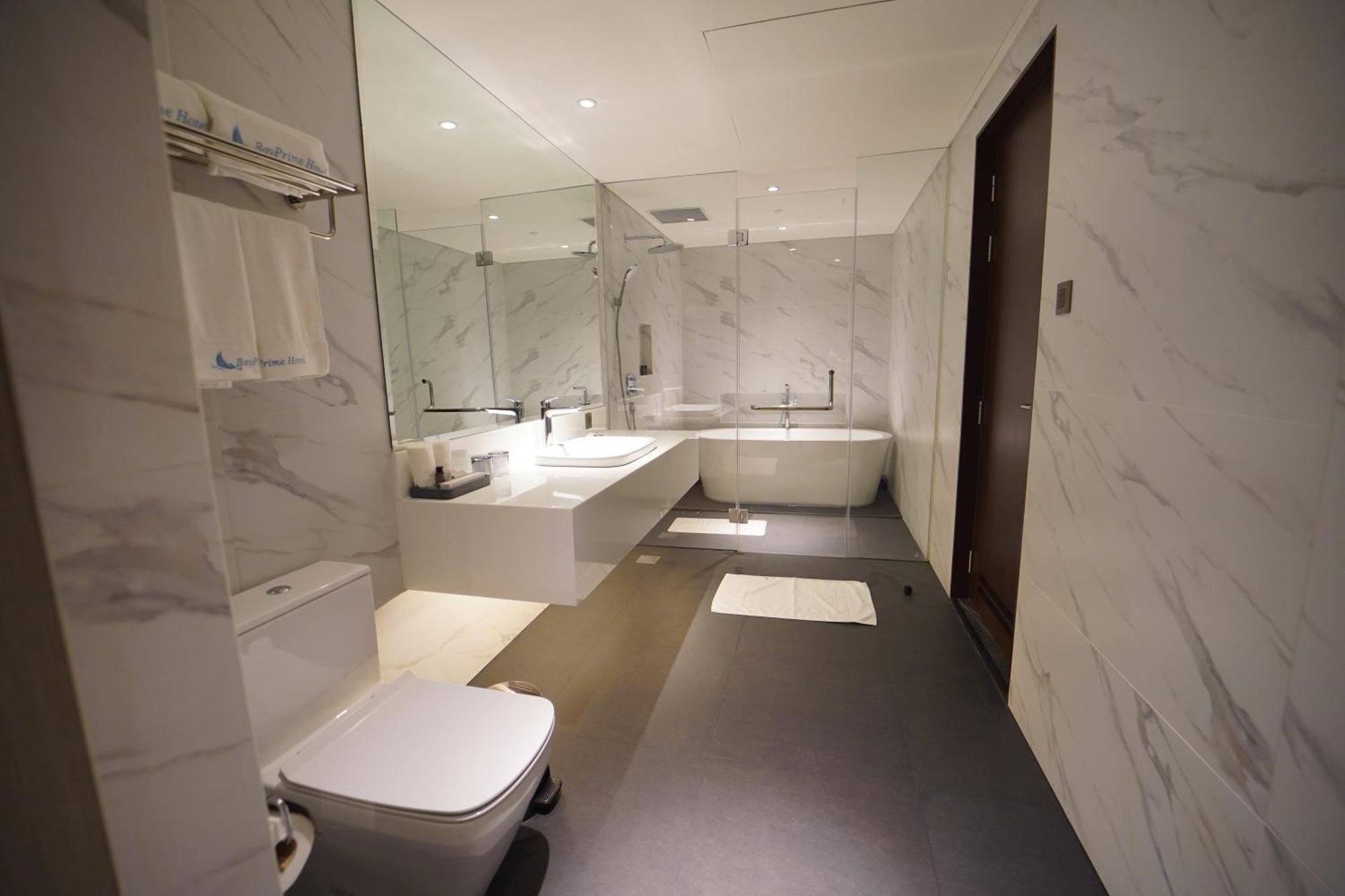 Bayprime Hotel Paranaque City Bagian luar foto